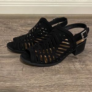 Girls cat & jack black open toe heeled sandals girls size 1